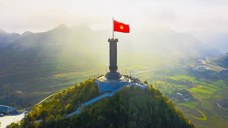 E-Bike Cycling Tour: Hanoi - Ba Be - Ha Giang 7 Days